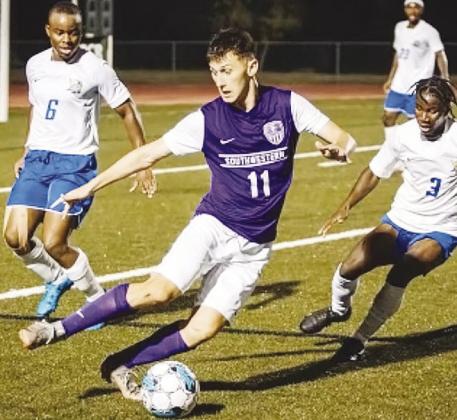 Former Red looks to continue playing soccer