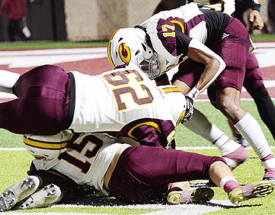 Clinton’s football season ends in Tuttle