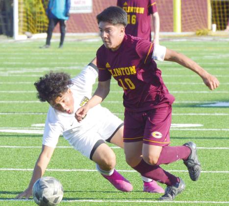Reds meet rival for chance at title