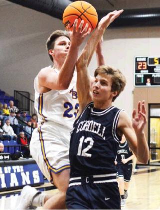 Indians pull off dramatic upset of No. 1 Calumet