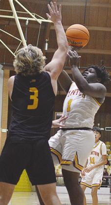 Clinton swept by visiting Lions
