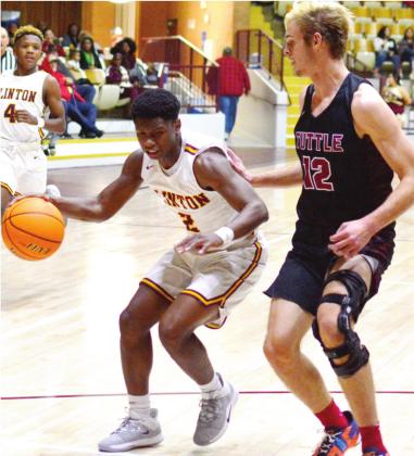 Reds, Lady Reds host Harrah for districts