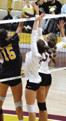 Lady Reds get back in win column