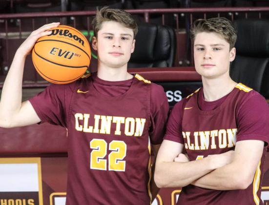 Mirror images lead Red Tornadoes