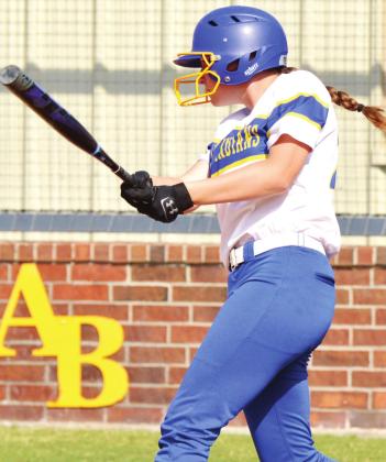Lady Indians go 1-1 in opening two contests