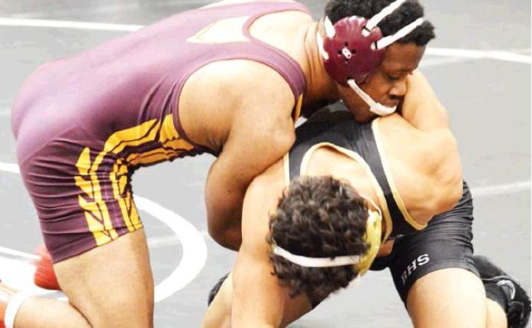 Clinton wrestling splits Catoosa duals