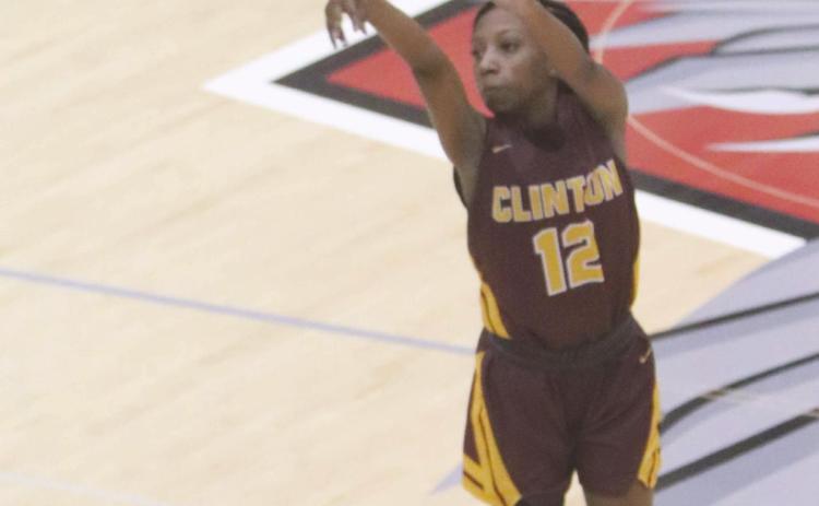 Reds split at Weatherford Classic
