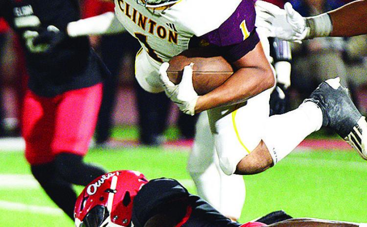Red Tornadoes fall to Elgin