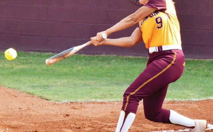 Lady Reds haul in 10 award