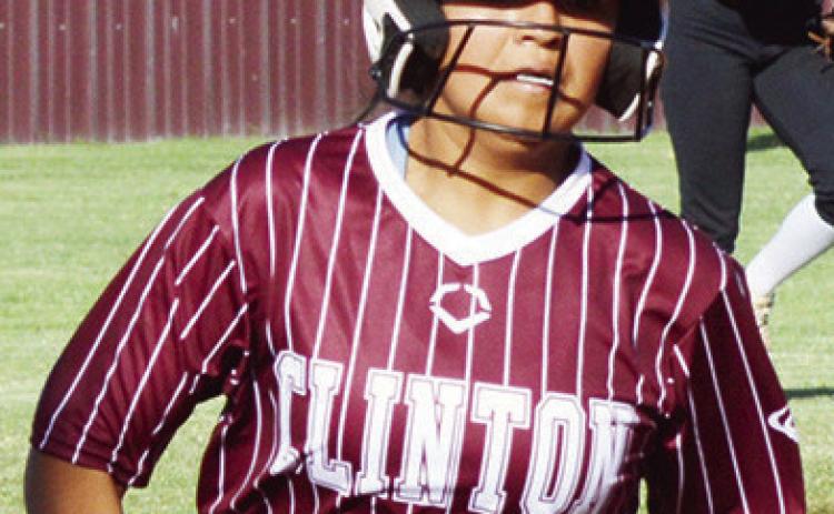 Lady Reds softball looks for strong start to new season
