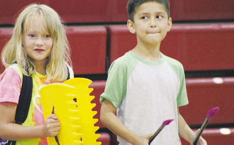 Mad Scientist showcases dinosaur features at Summer Playground