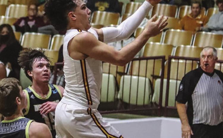Powell scores 1,000th career point, Red Tornadoes come up short at home
