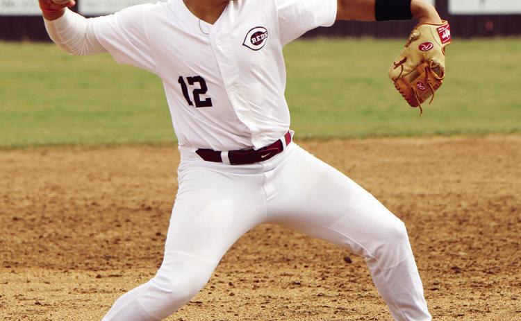 Reds fall to Elgin in first game of I-40 Classic