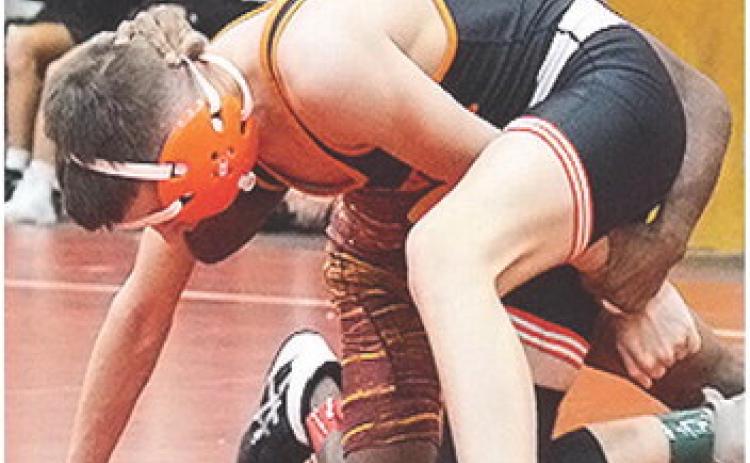 Locking his opponent in place