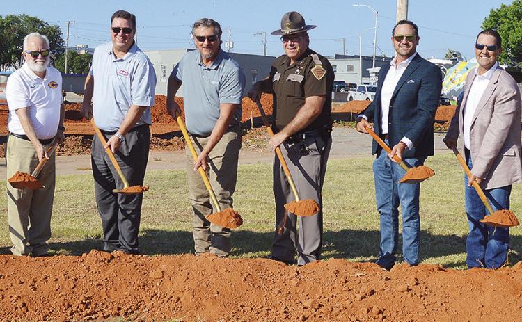 From left, MacCo Onsite Superintendent Maxwell Murray, MacCo Project Manager Mike Strickland, Clinton City Manager Robert Johnston, Design Architects Plus President Kahle Wilson, Executive Director of the Oklahoma Department of Transportation Tim Gatz, Ch