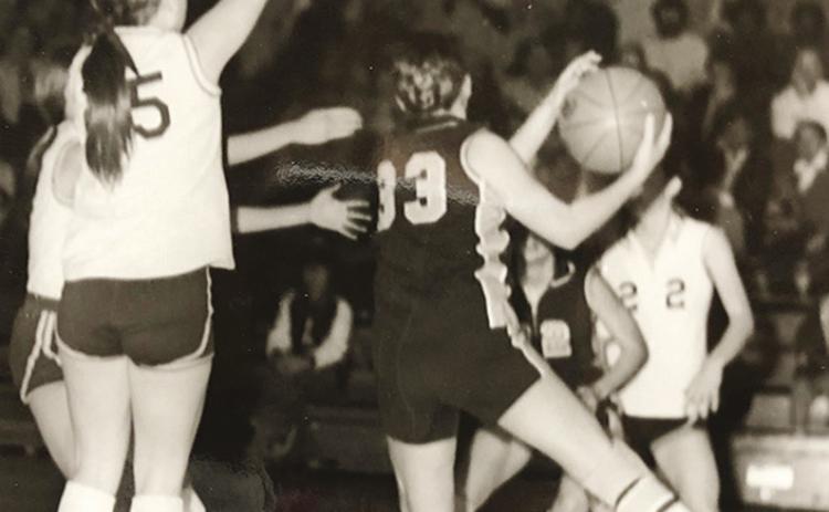 Lady Reds basketball celebrates 50th anniversary