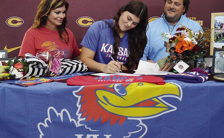 Meacham signs to join Kansas track