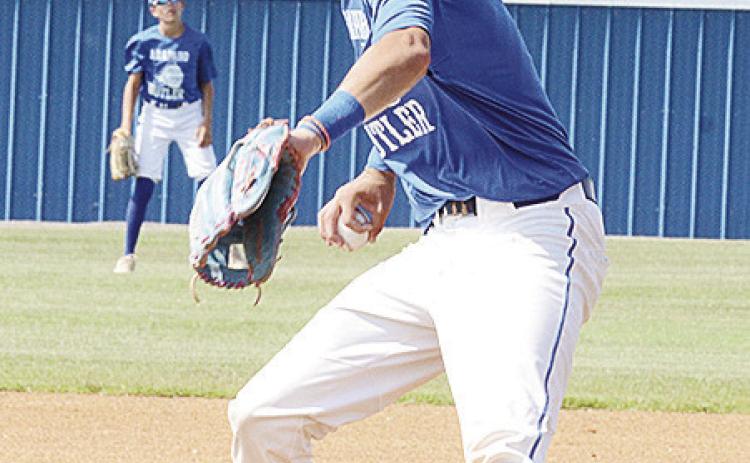 Kaden Waldrop pitches during A-B’s home game against Elk City. CDN | Sam Goodwyn