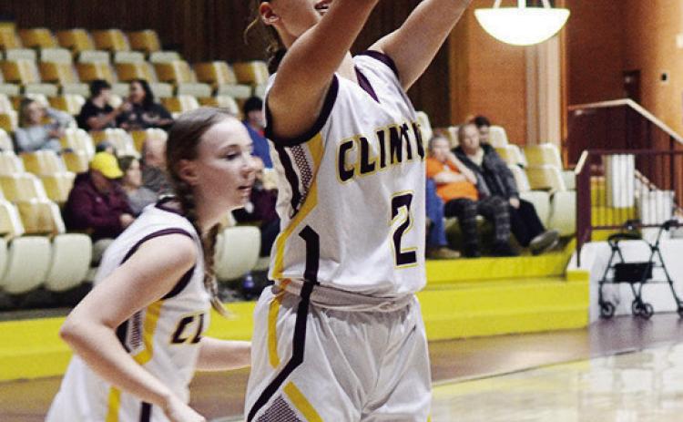 Clinton’s Paisley Ruyle shoots a jump shot during warm-ups prior to the eighth-grade girls’ game against Bethany in the Tornado Dome. CDN | Sam Goodwyn