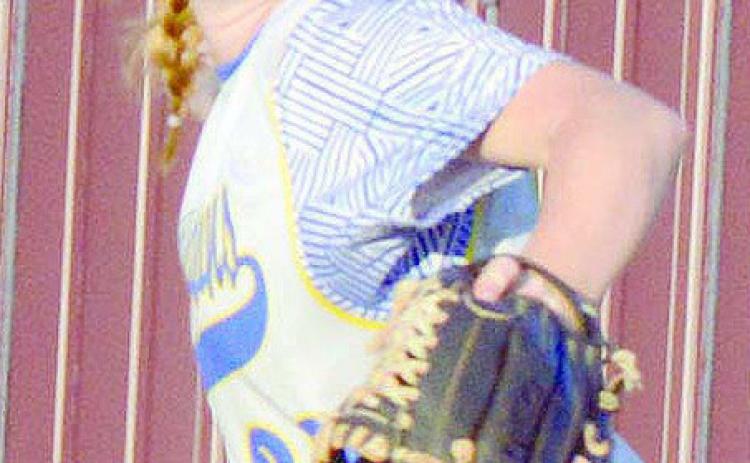 Lady Indians defeat Mooreland, 11-3