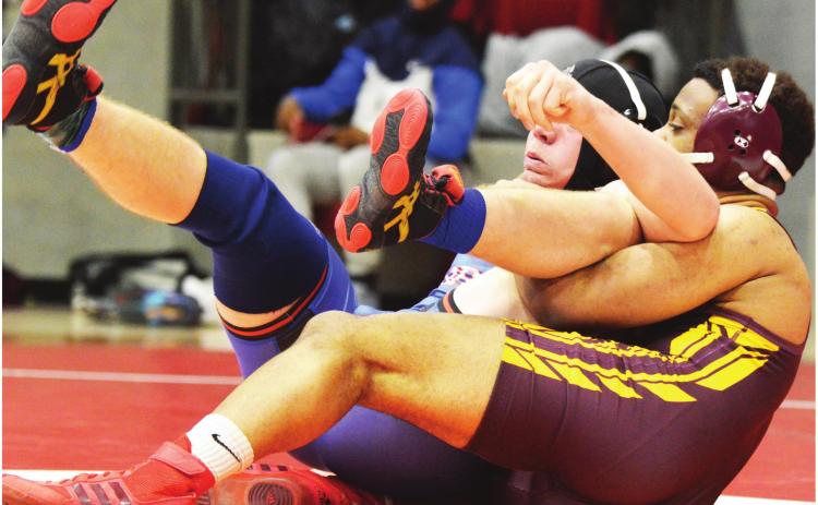 Clinton closes year at state tourney