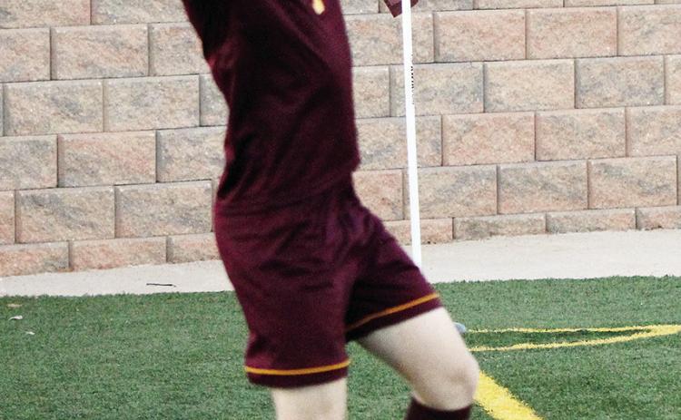 Senior O’Neal serves as big presence on CHS defense