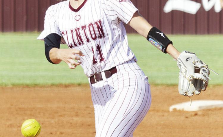 Lady Reds softball opens season