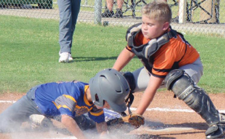 Arapaho falls to Poteau,13-1