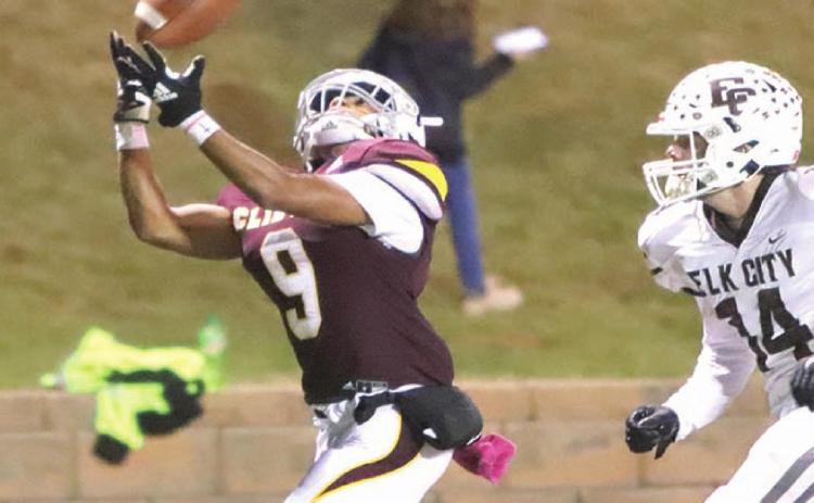 Red Tornadoes host Pirates Friday