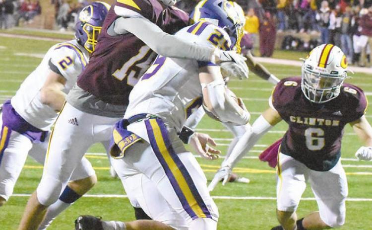 Red Tornadoes sink Pirates