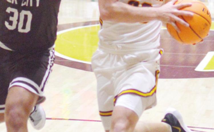 Cisneros leaves entertaining legacy on the court