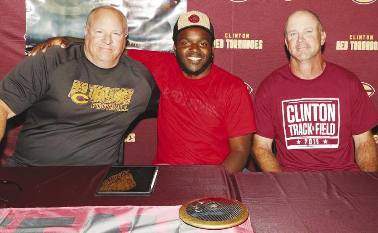 Crane signs to throw in college next year