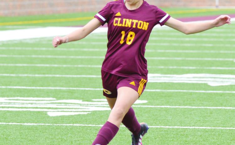 Clinton to see elite teams in semis