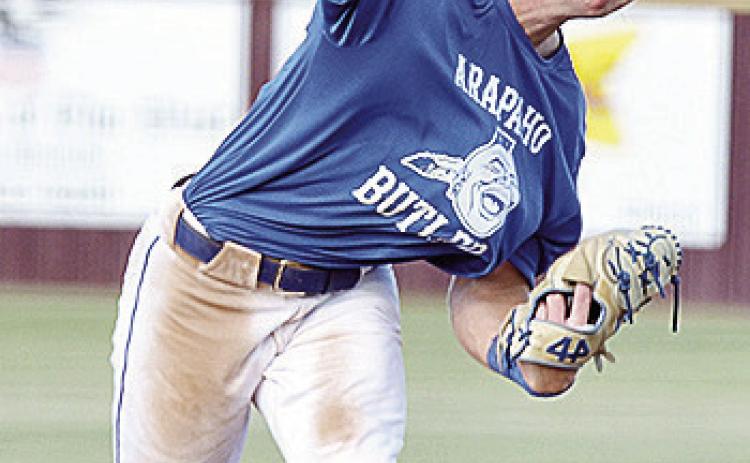 Arapaho-Butler’s Jiles Southall pitches during the Indians’ road game against Clinton. CDN | Sam Goodwyn